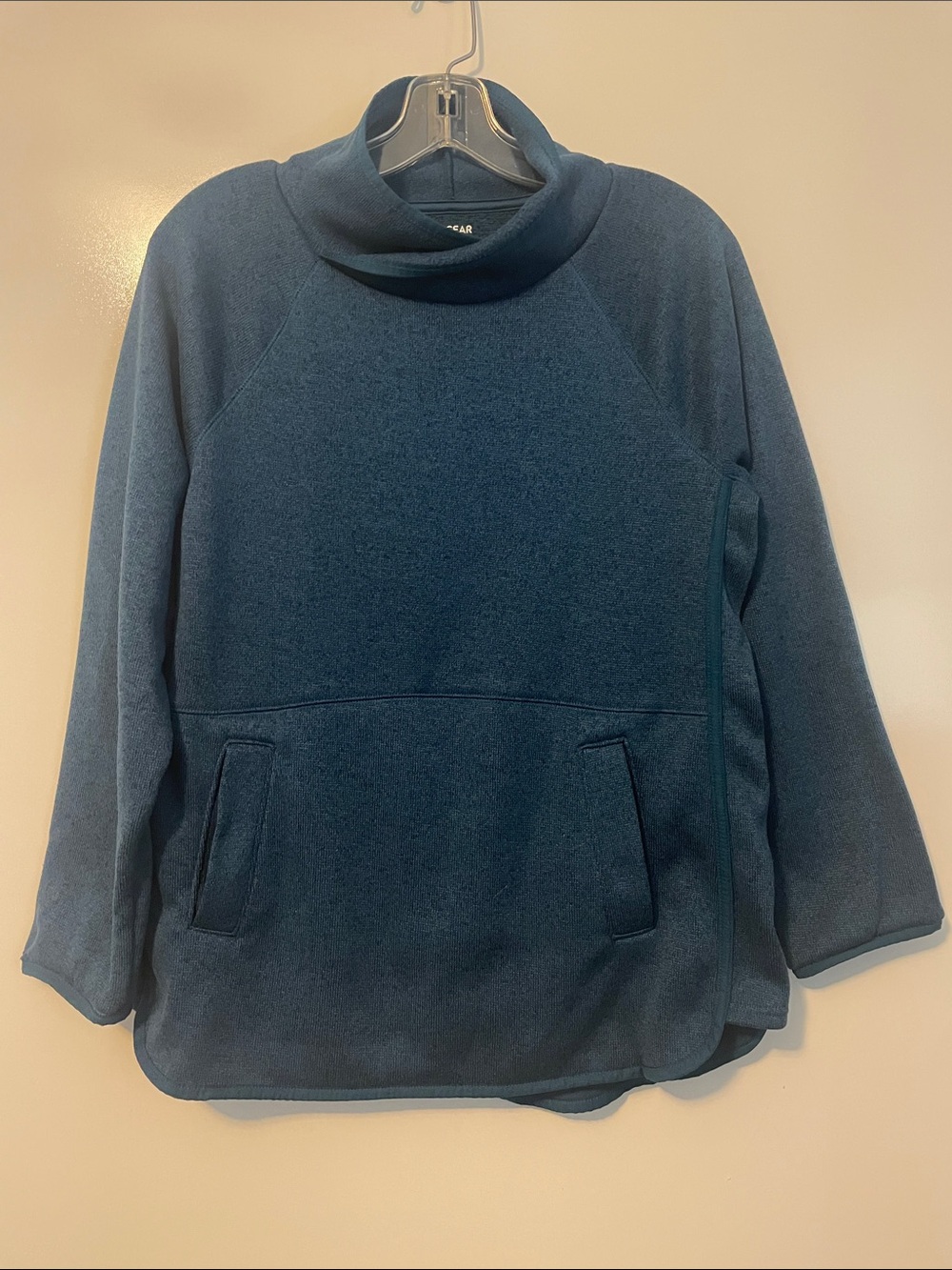 Tek Gear On The Go Teal Sweatshirt Size Medium
